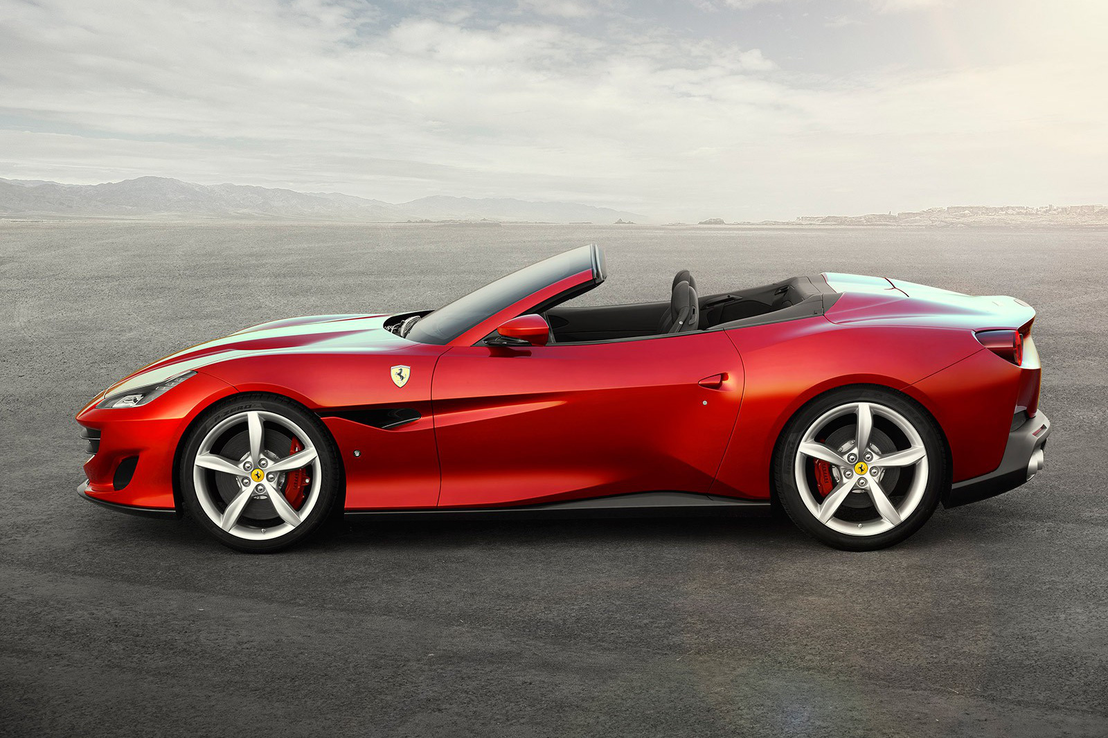 Sau khi nâng cấp, siêu xe Ferrari Portofino chỉ tiêu thụ hơn 12 lít xăng/100km
