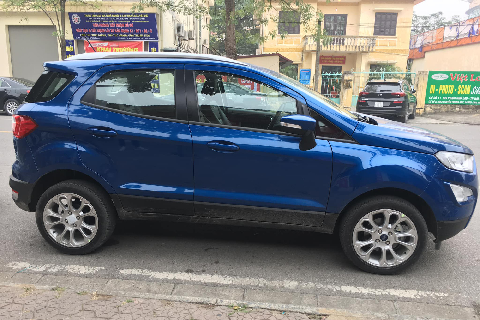 Lộ diện Ford EcoSport 2020 tại Việt Nam: Gỡ bỏ lốp dự phòng gây tranh cãi, thêm tính năng để đòi lại ngôi vương từ Hyundai Kona