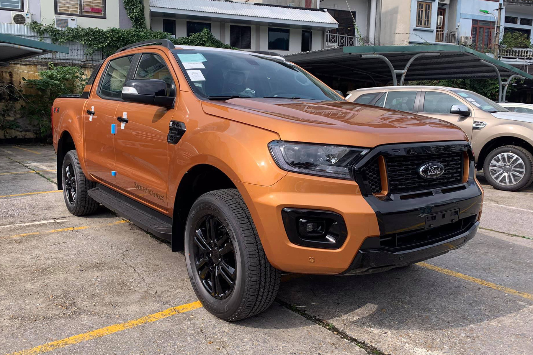 Ford Ranger Wildtrak 2021 về Việt Nam: Cắt trang bị nhưng vẫn là vua công nghệ