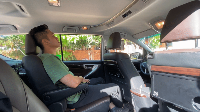 [Chém xe] Toyota Innova - MPV thực dụng quyết thoát khỏi cái bóng bình dân, tìm lại hào quang - Ảnh 10.