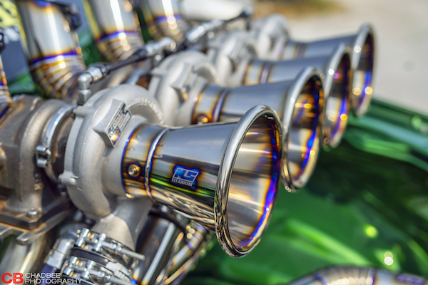 Choáng ngợp trước Isuzu D-Max độ khủng hơn siêu xe Bugatti Chiron - Ảnh 3.