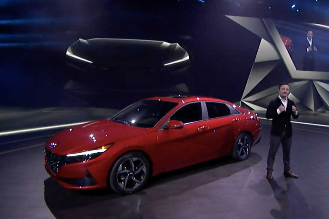 Hyundai Elantra đã đẹp, bản hiệu suất cao N Line sắp ra mắt còn đẹp hơn trong teaser mới nhất