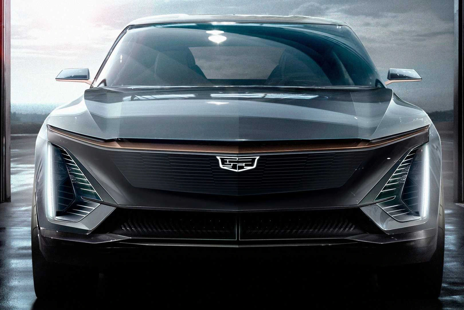 Cadillac Lyriq đáp trả Tesla Model X, thời gian ra mắt cận kề