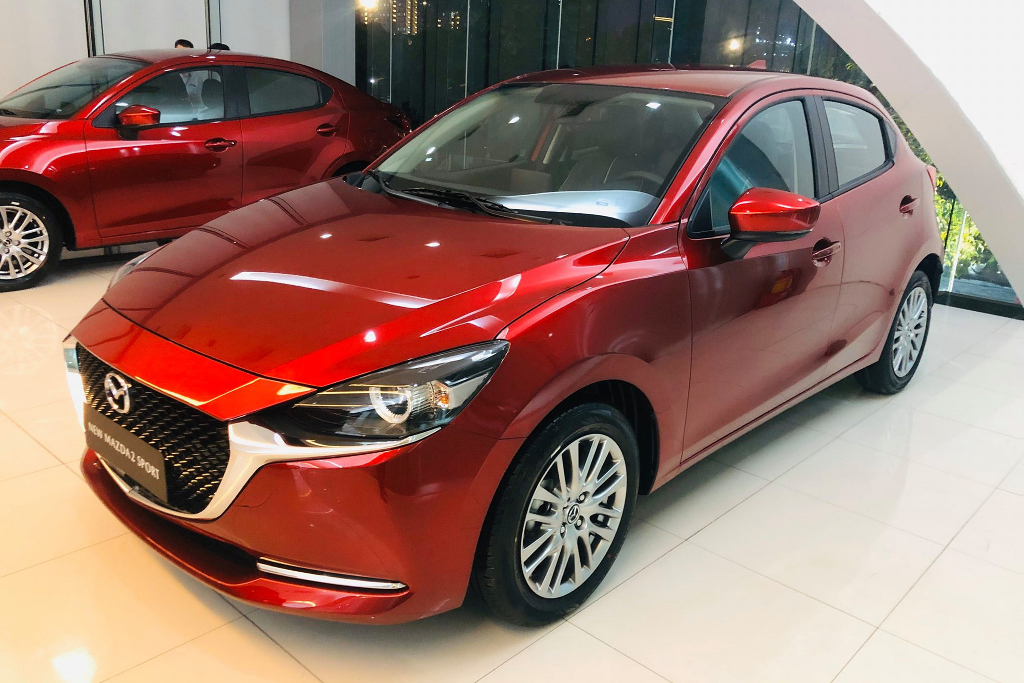 Mazda2 2020 chính thức ra mắt tại Việt Nam: Cạnh tranh Toyota Vios, nhưng công nghệ như CX-8