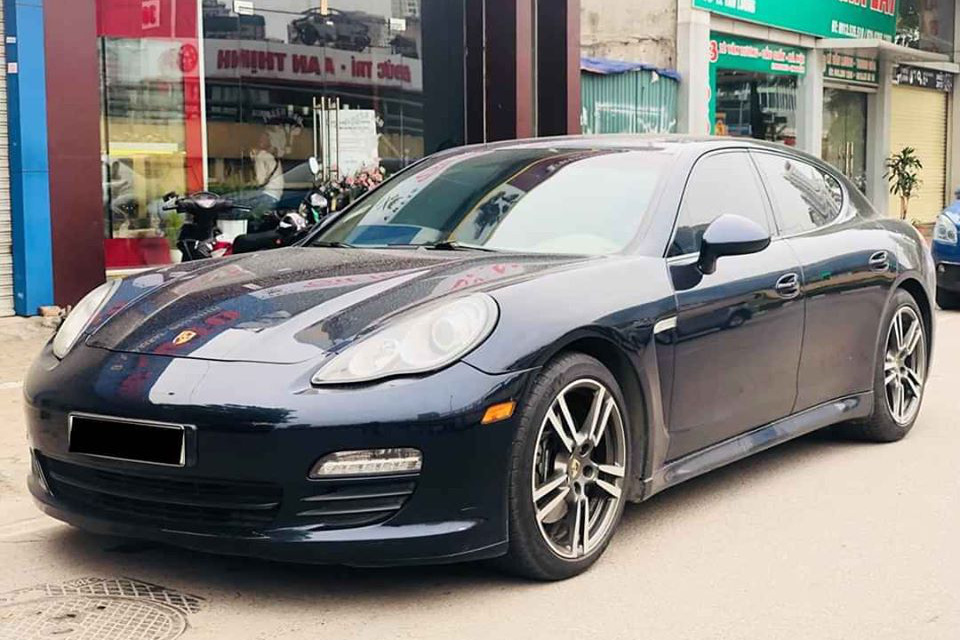 Tìm khách mùa Covid, Porsche Panamera 2011 xuống giá ngang tiền lăn bánh VinFast Lux A2.0 mới cứng