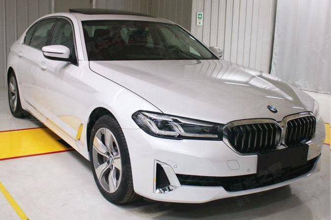 BMW 5-Series thế hệ mới lộ phiên bản kéo dài