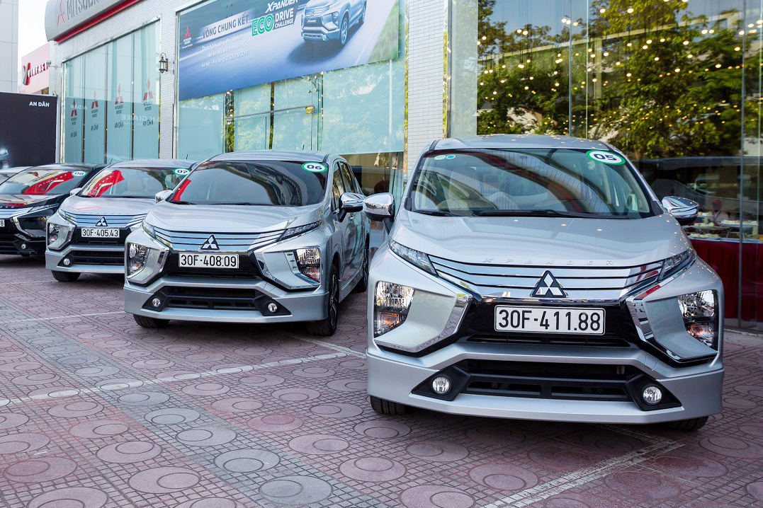 Mitsubishi Xpander bán vượt Suzuki Ertiga và XL7 cộng lại, bỏ xa doanh số bộ 3 xe 7 chỗ của Toyota