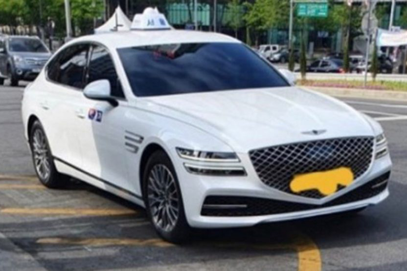 Mới ra mắt không lâu, Genesis G80 2020 đã bị lấy làm taxi tại Hàn Quốc