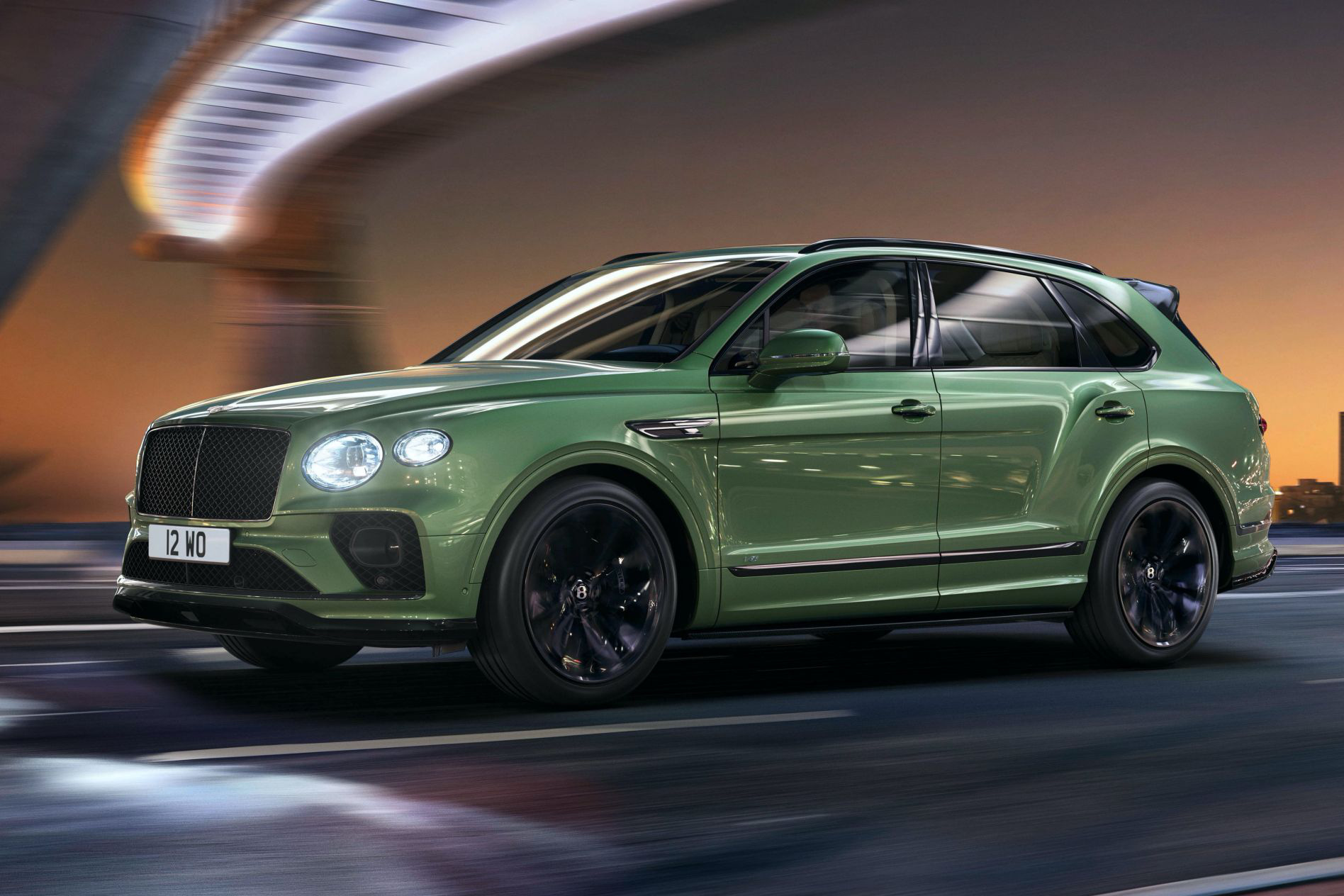 Bentley Bentayga 2021 chính thức chào sân - Nâng tầm SUV siêu sang