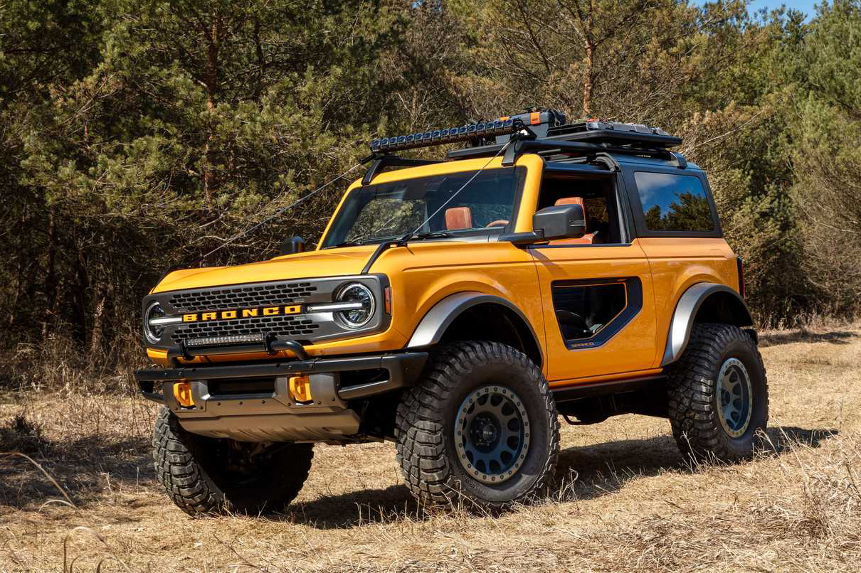 Ford Bronco lộ cấu hình mới sắp ra mắt, sẽ xuất hiện tiếp trên Ranger