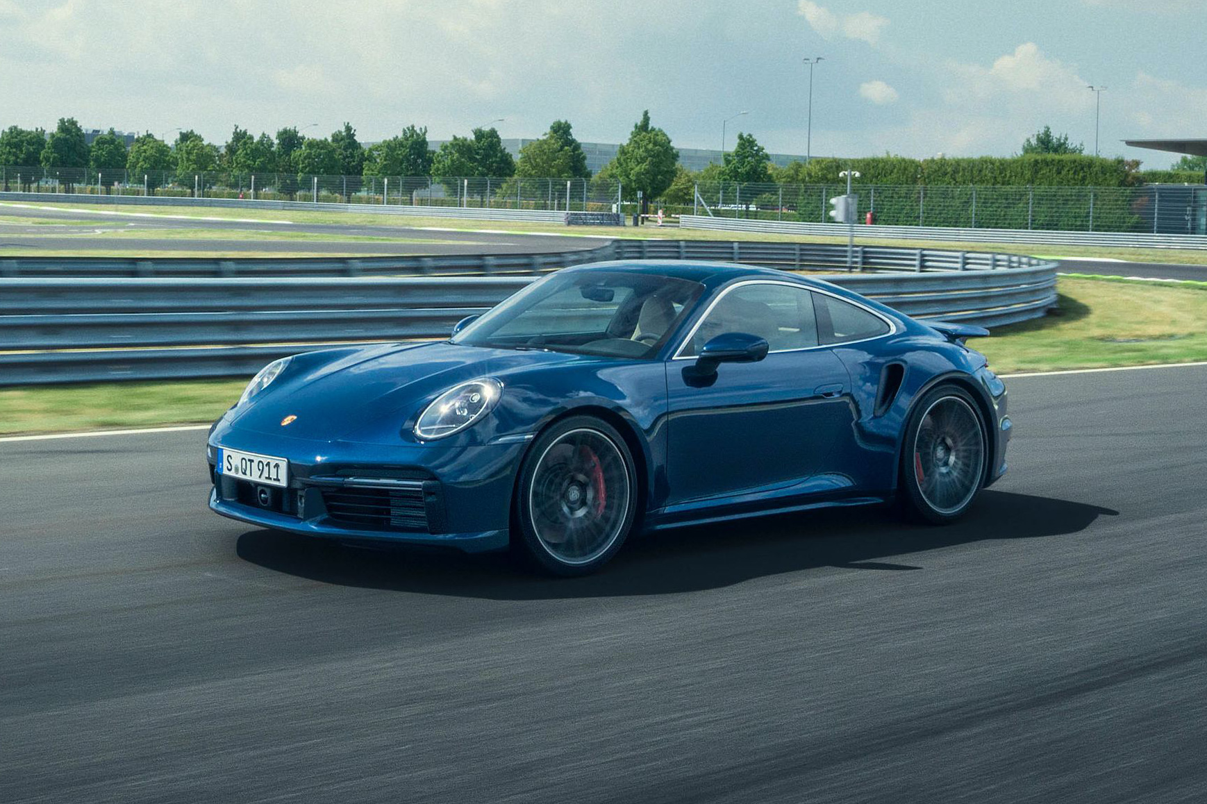 Porsche 911 Turbo 2020 chính thức chào sân với 572 mã lực