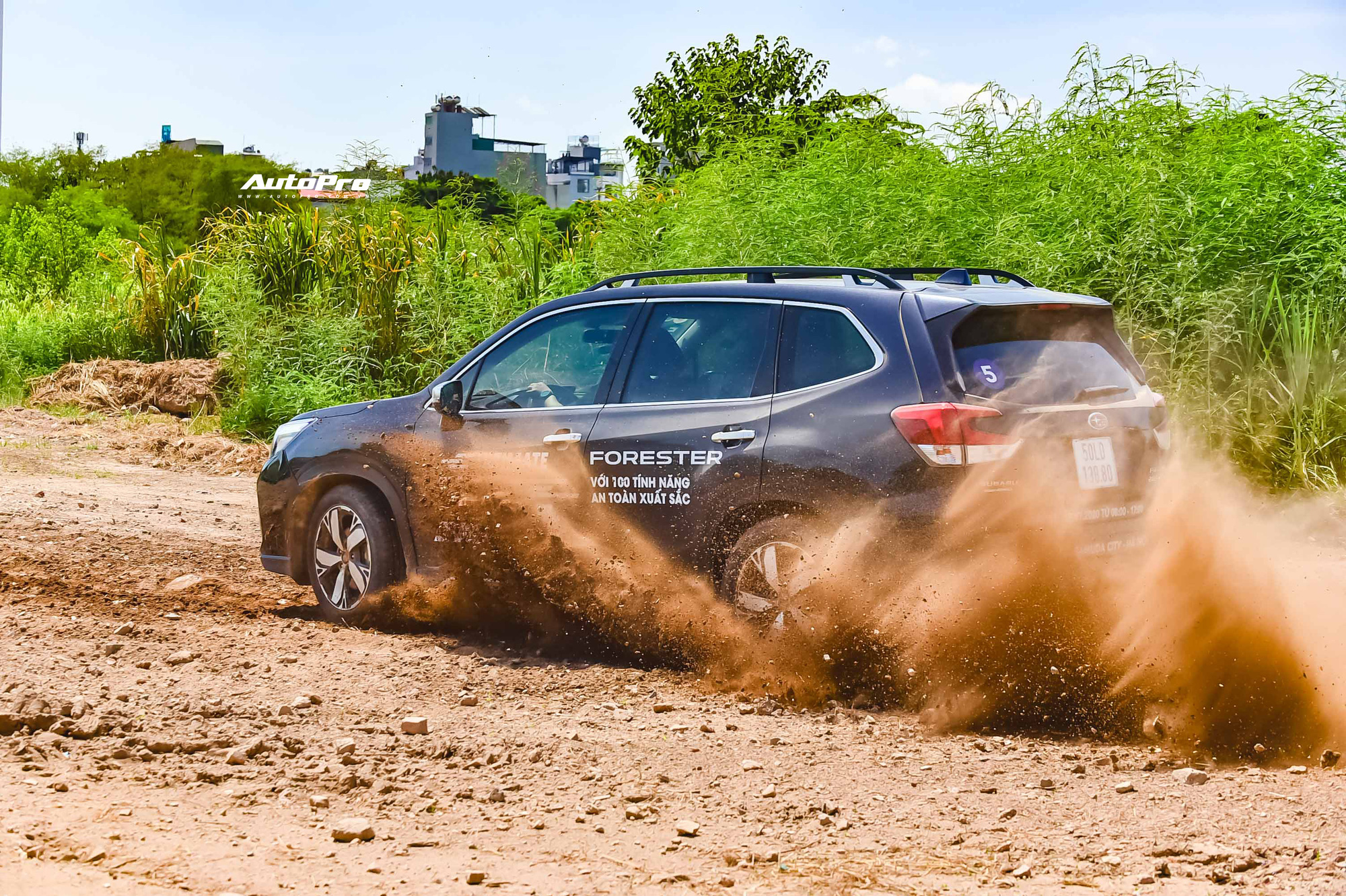 Subaru lần đầu mang trải nghiệm 'phá' Forester tới khách hàng Hà Nội