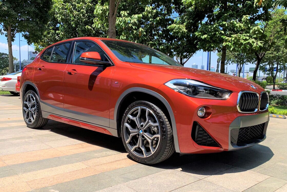 BMW X2 và X3 giảm giá tới 330 triệu xuống thấp kỷ lục, cạnh tranh Mercedes-Benz GLC