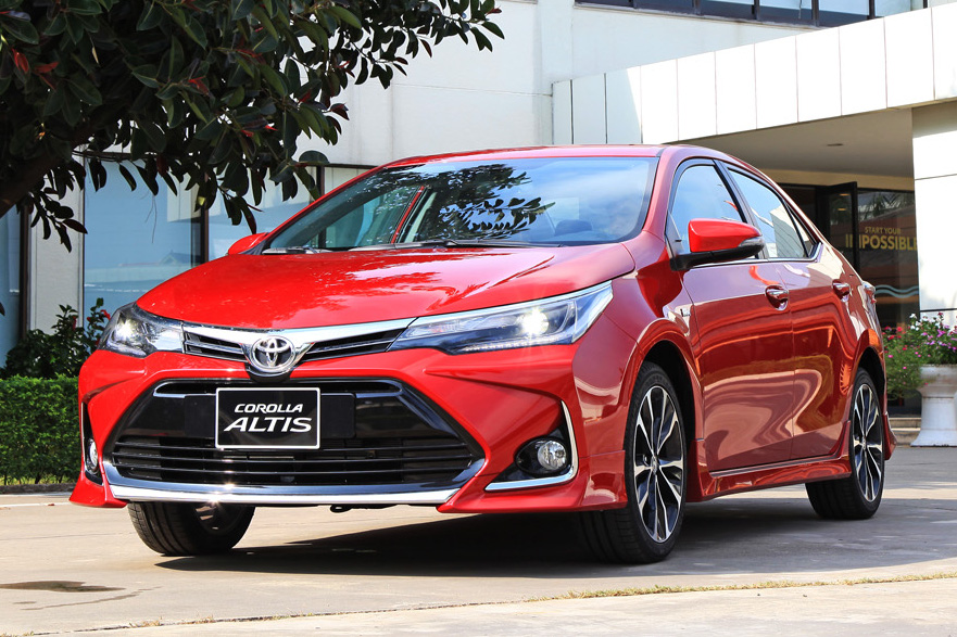 Toyota Corolla Altis nâng cấp tại Việt Nam: Chưa phải bản 2020, giá rẻ hơn, thêm trang bị đấu Mazda3