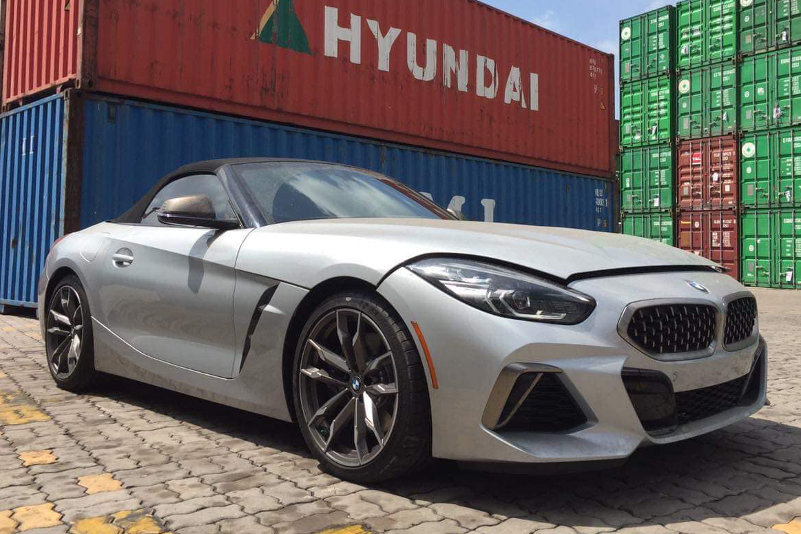 Khui công BMW Z4 2020 đầu tiên Việt Nam: Động cơ khủng, riêng option tốn hàng trăm triệu đồng