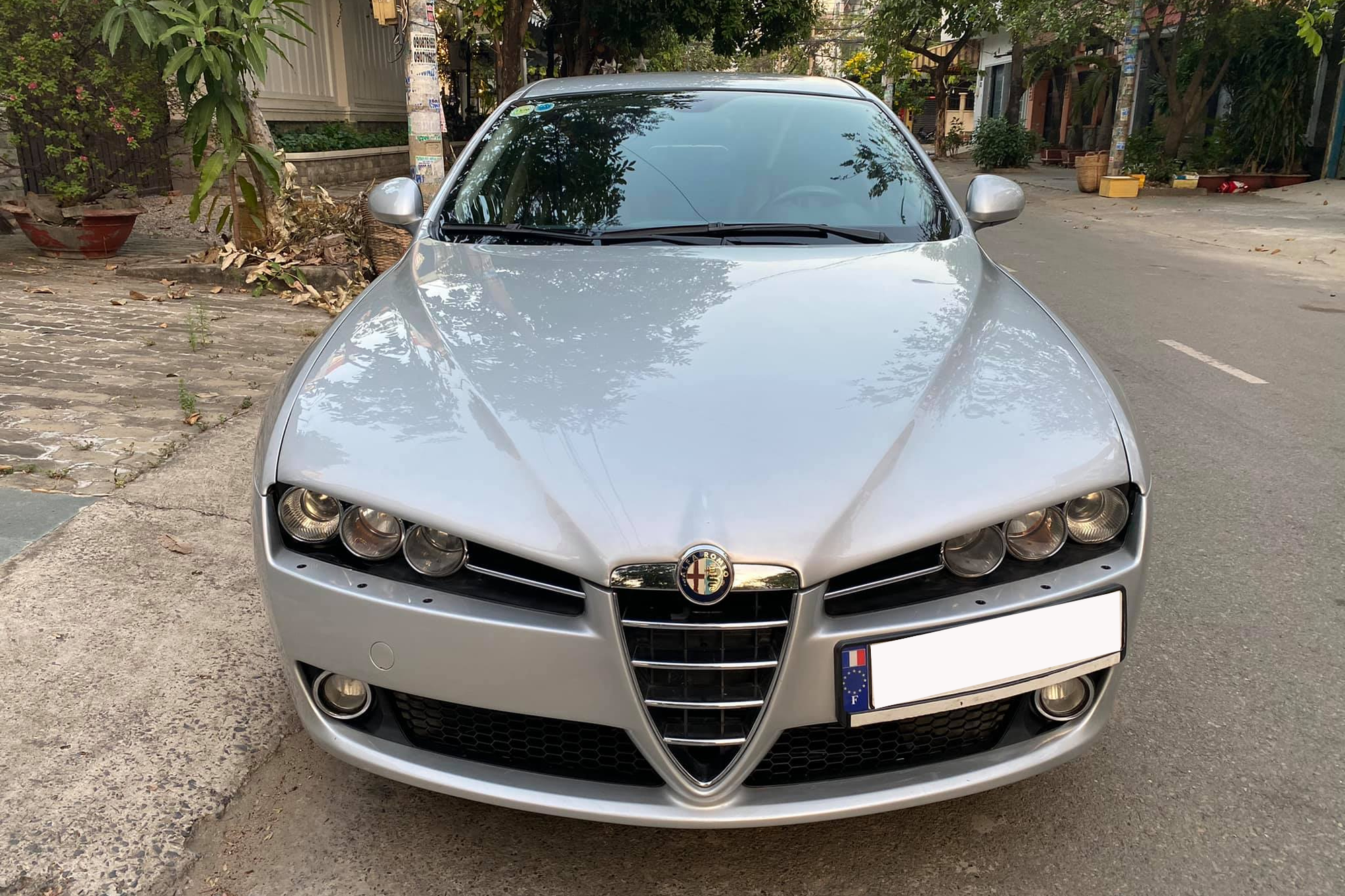 Alfa Romeo 159 JTS số sàn rao giá 680 triệu: Xe cổ được 'dân chơi' đua nhau hỏi mua, khẳng định hiếm nhất nhì Việt Nam
