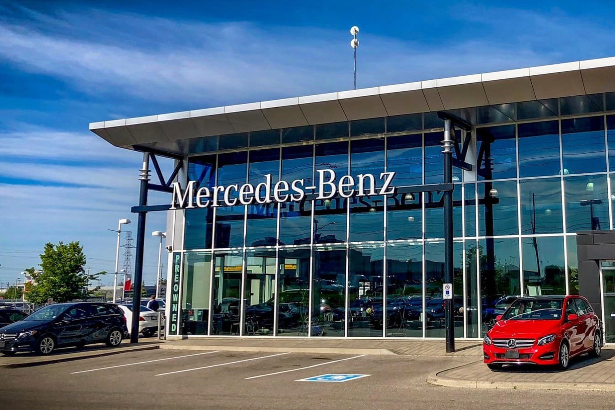 Cấm đại lý mặc cả với khách hàng, Mercedes-Benz bị chính hệ thống đại lý kiện ngược