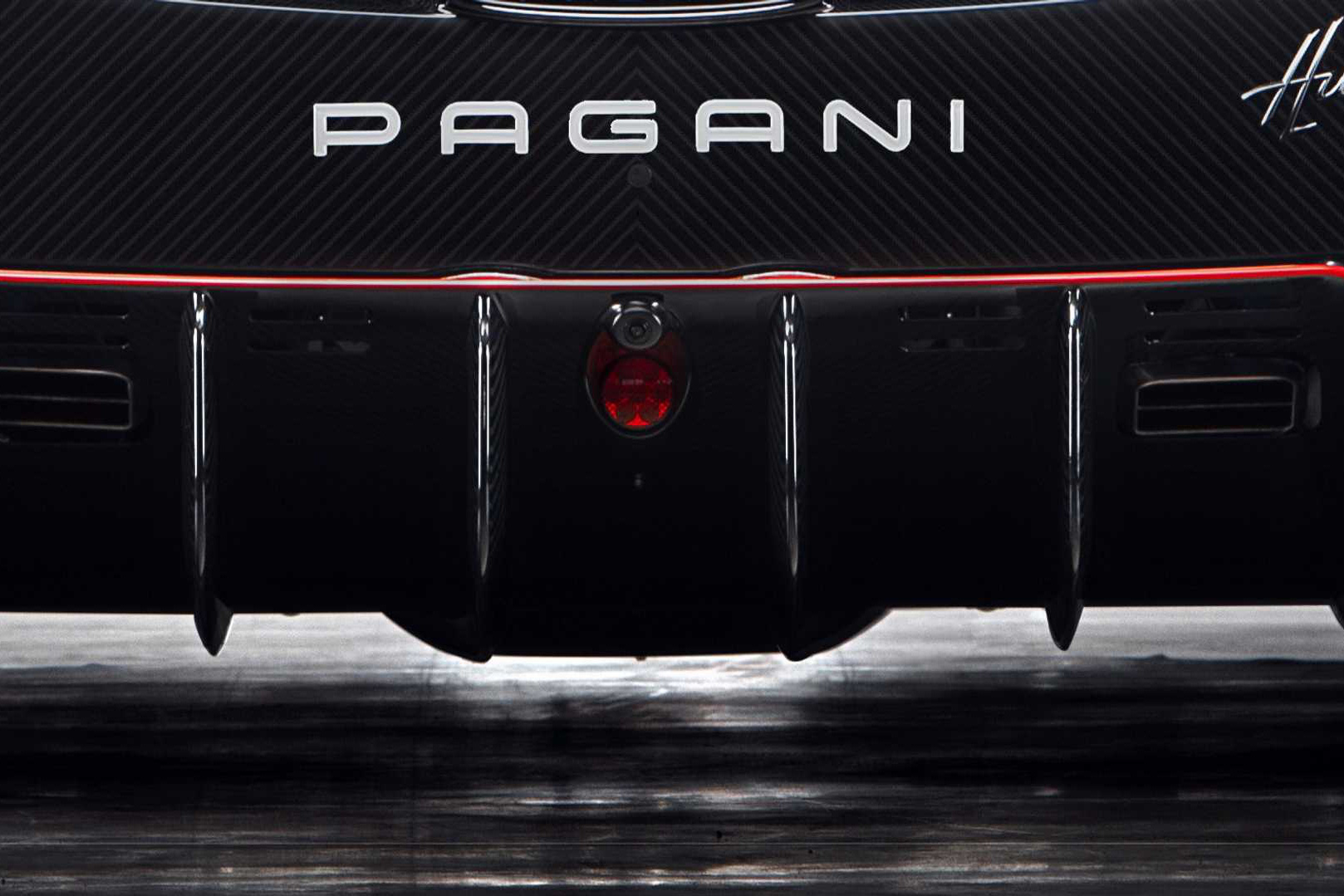 Siêu xe Pagani mới sẽ chào sân vào 2022, liệu đại gia Minh Nhựa có hứng thú?