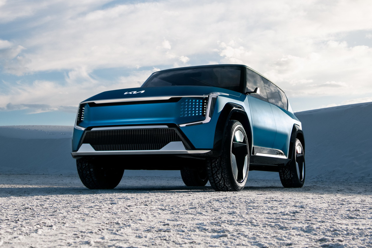 Ra mắt Kia EV9 Concept - Anh em của Telluride mang thiết kế không tưởng cùng cửa mở kiểu Rolls-Royce