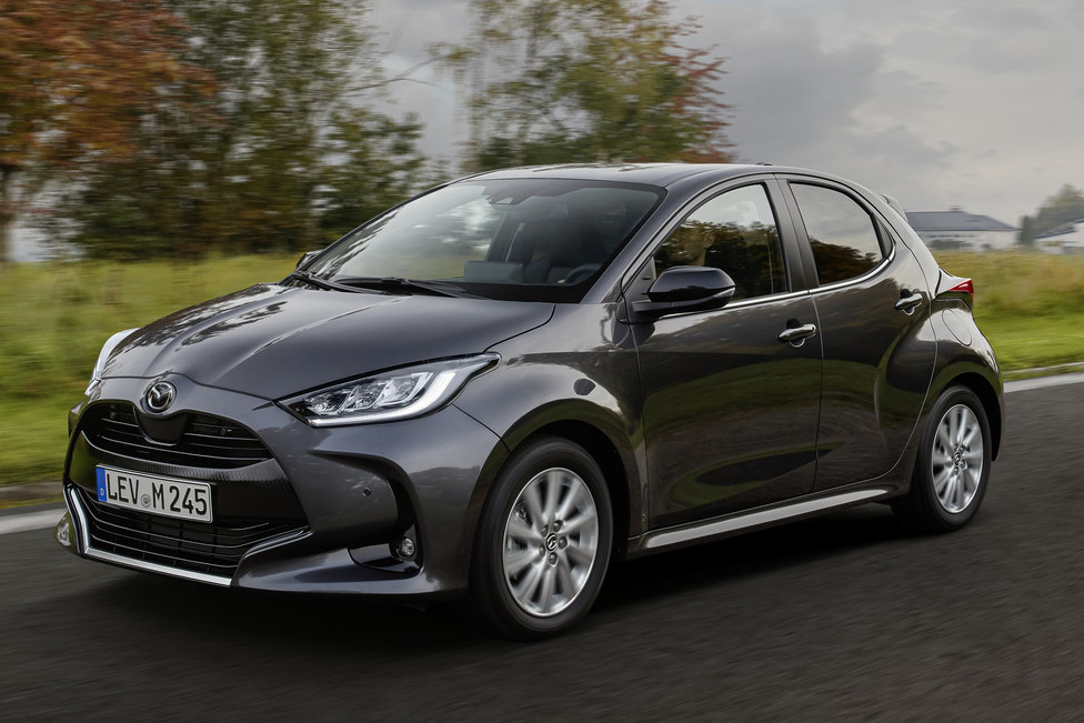 Ra mắt Mazda2 Hybrid 2022: Bản sao Toyota Yaris, ăn xăng dưới 4L/100km
