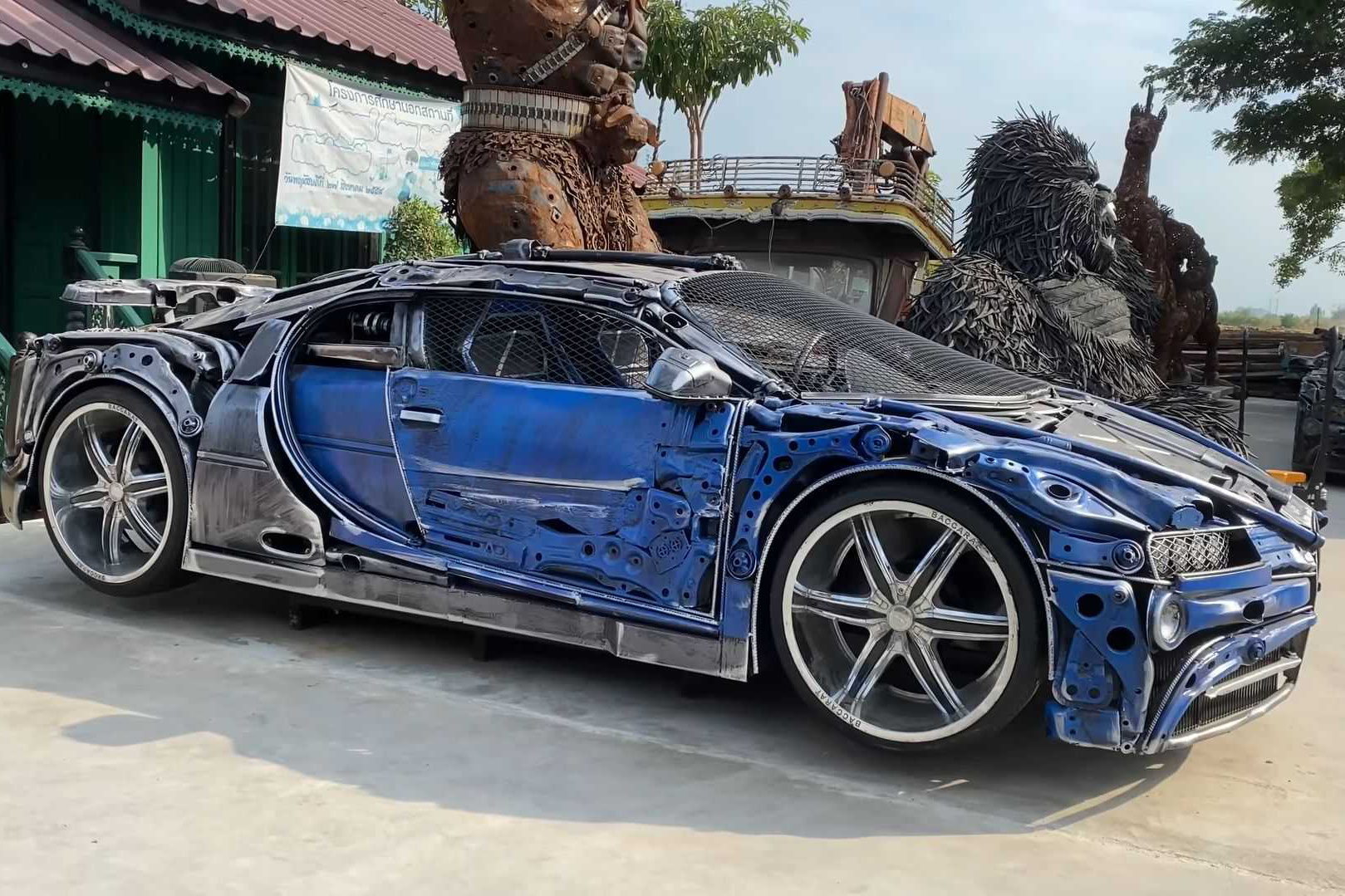 Thợ Đông Nam Á chế tạo bản sao Bugatti Chiron từ... sắt vụn độc nhất vô nhị