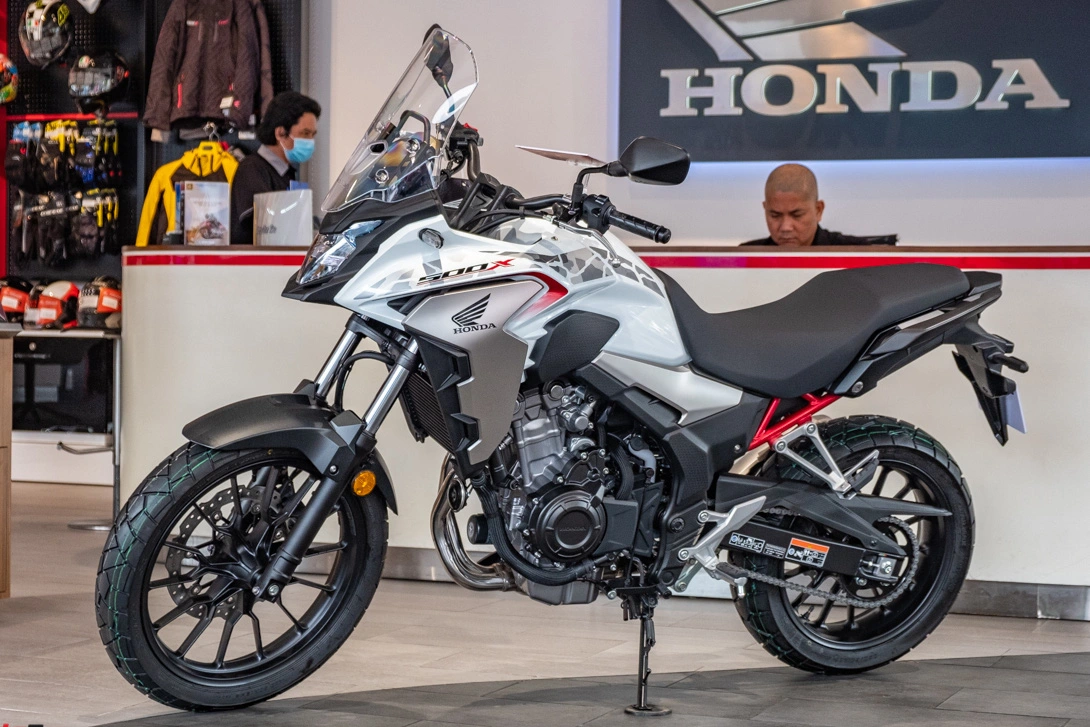 Lô Honda CB500X 2021 đầu tiên về đại lý Việt Nam - Mô tô đường dài giá 188 triệu đồng cho người mới chơi