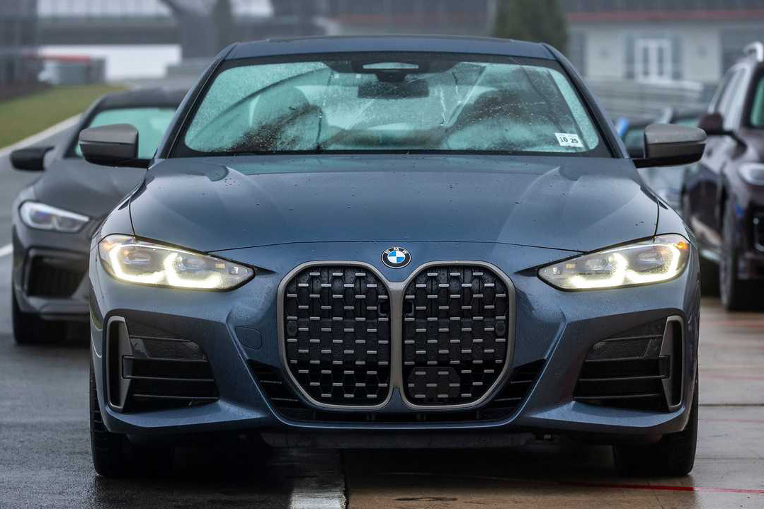 BMW làm quá nhiều thiết kế xe dị gây tranh cãi trong thời gian qua và đây là cách họ giải thích