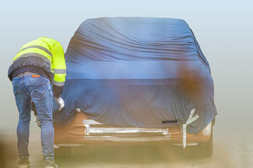 Tóm gọn SUV bí ẩn mới của Ford dùng khung gầm Volkswagen, lắp tại Đức