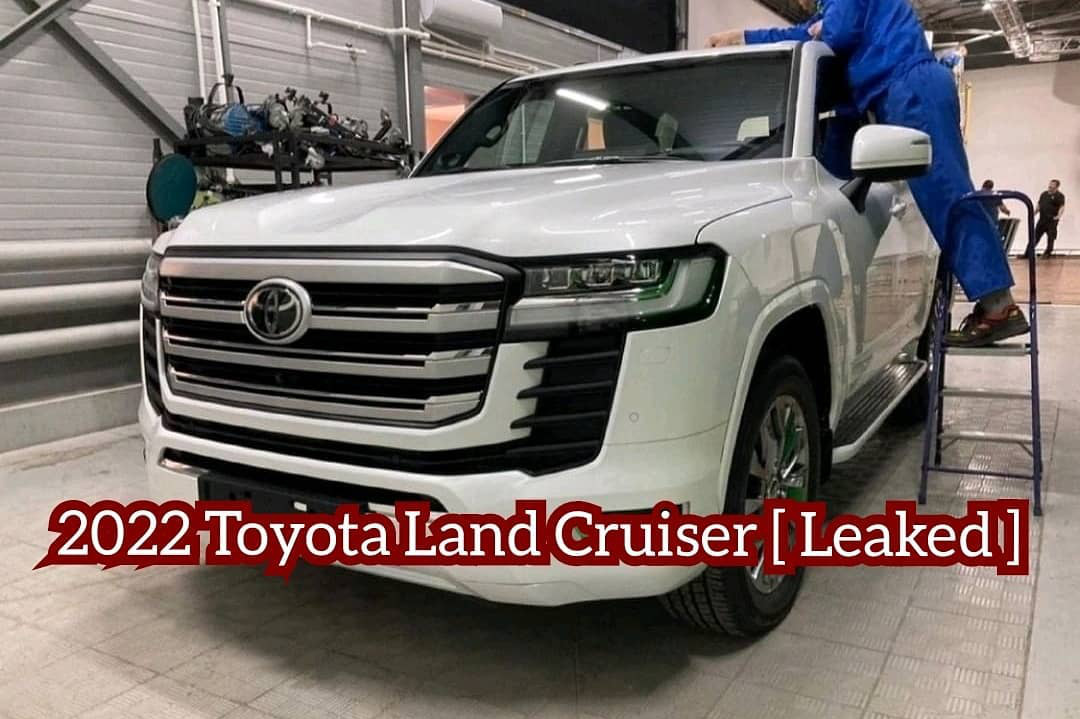 Clip: Soi cận mặt lô Toyota Land Cruiser 2022 với thiết kế lột xác trước ngày mở bán