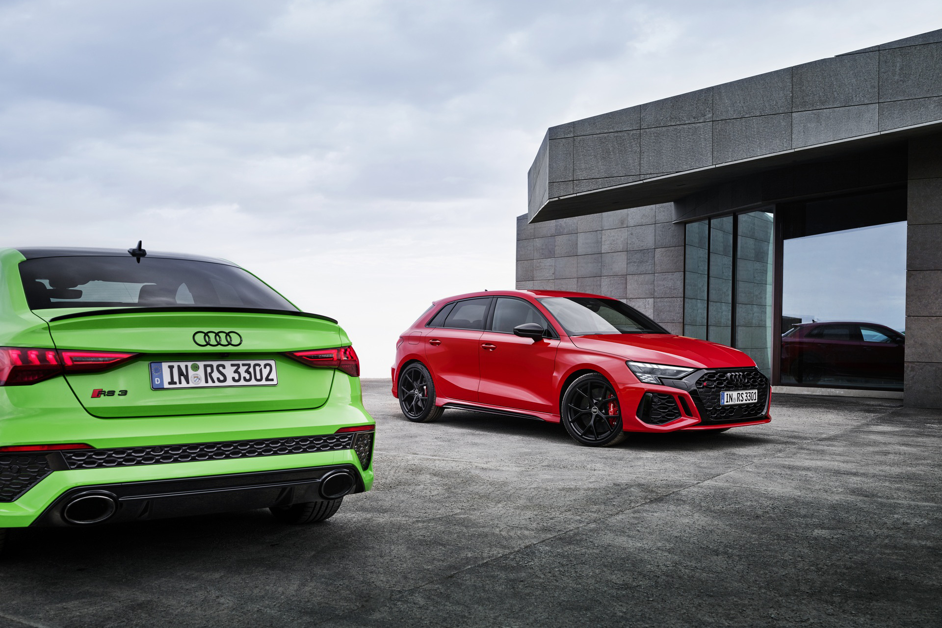 Ống xả fake đẹp quá, Audi phũ phàng photoshop xoá luôn cả ống xả thật trong bộ ảnh xe mới ra mắt