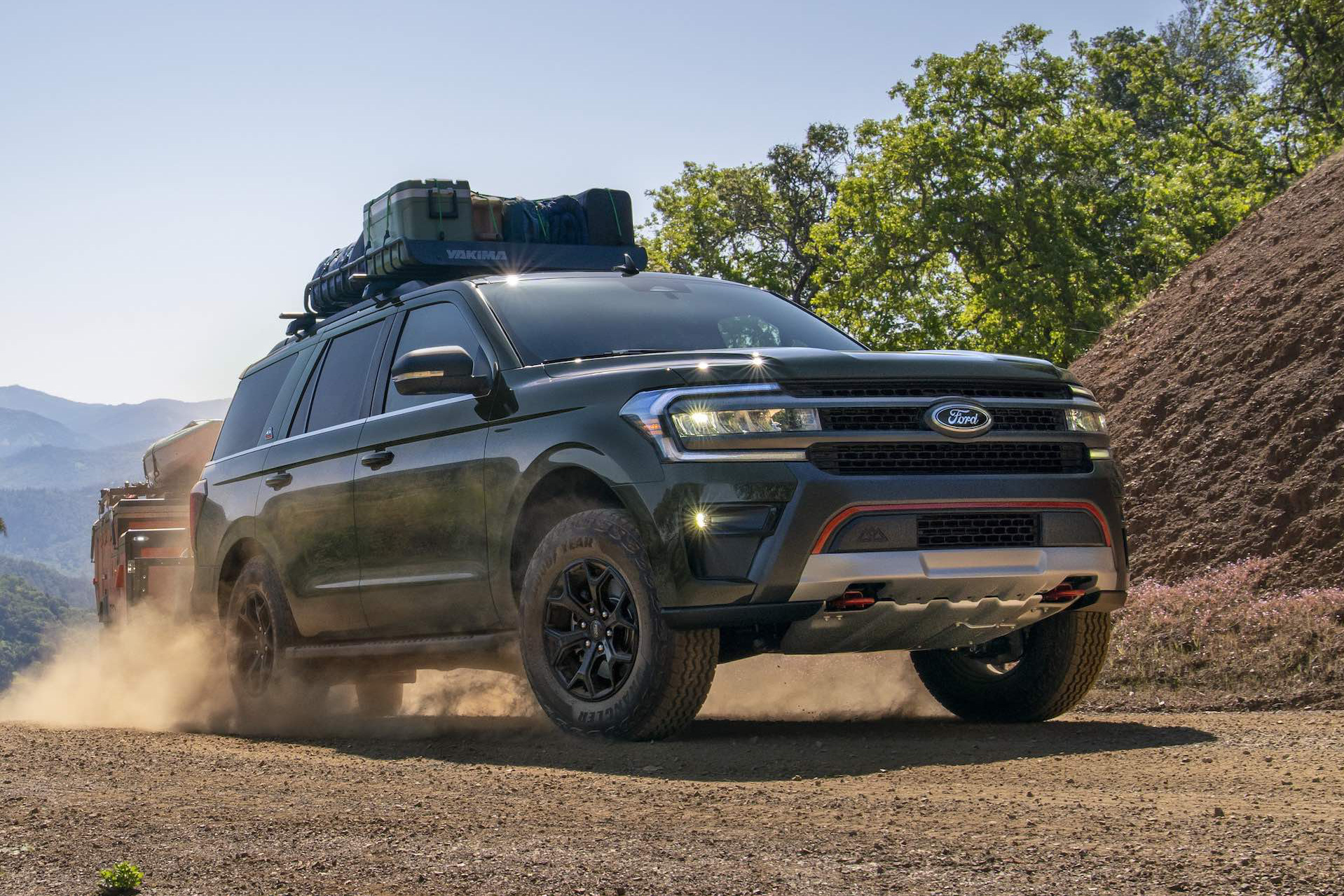 Ra mắt Ford Expedition 2022 - Đàn anh Explorer tiệm cận xe sang với màn hình siêu to khổng lồ