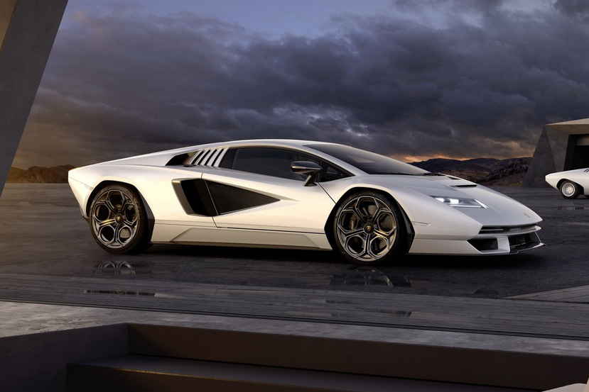 Nhá hàng siêu xe Lamborghini mới sẽ ra mắt tháng 10: Có thể là một Countach thứ 2