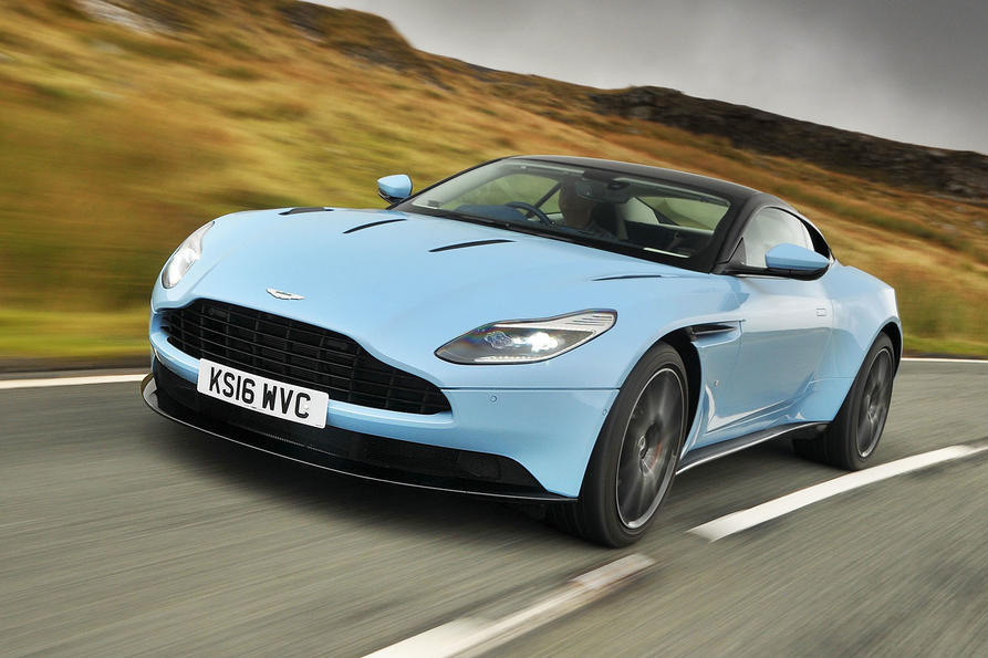 Aston Martin chuẩn bị 'thay máu' dải sản phẩm, bỏ một công nghệ lỗi thời mượn của Mercedes-Benz