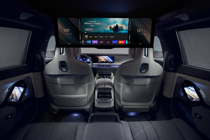 Điểm danh 10 công nghệ đỉnh trên BMW 7-Series 2023: Thanh cảm ứng, thực tế ảo và khoang sau như rạp phim khiến Mercedes-Benz S-Class phải dè chừng