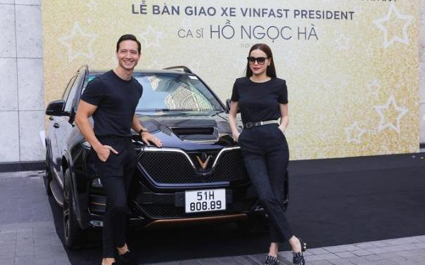 Hà Hồ, Kim Lý mua VinFast President, là sao Việt đầu tiên dùng trọn bộ 4 xe VinFast