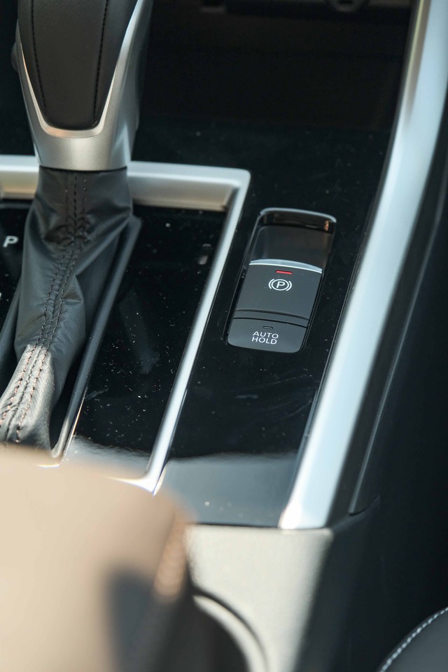 Ra mắt Mitsubishi Xpander 2022: 20 điểm mới, tăng thực dụng, giá y hệt Veloz Cross - Ảnh 19. Ra mắt Mitsubishi Xpander 2022: 20 điểm mới, tăng thực dụng, giá y hệt Veloz Cross - Ảnh 19.