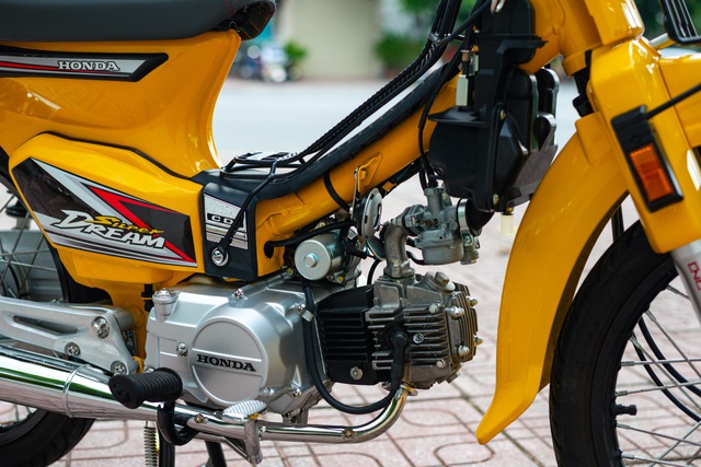 Siêu phẩm Honda Dream được định giá gần 300 triệu đồng nhưng chủ nhân nhất quyết không bán - Ảnh 6. Siêu phẩm Honda Dream được định giá gần 300 triệu đồng nhưng chủ nhân nhất quyết không bán - Ảnh 6.