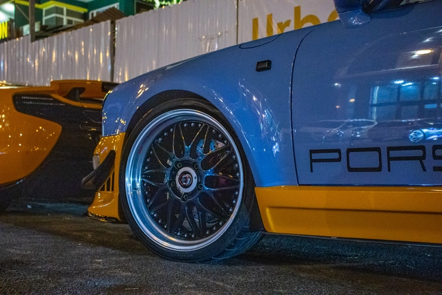 Porsche 930 Turbo độ RUF tái xuất tại Việt Nam - Siêu phẩm khó mua của giới nhà giàu - Ảnh 5. Porsche 930 Turbo độ RUF tái xuất tại Việt Nam - Siêu phẩm khó mua của giới nhà giàu - Ảnh 5.