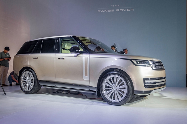 Range Rover 2022 ra mắt Việt Nam: Giá từ 11,9 tỷ đồng, nhiều tiện nghi ghế VIP, lựa chọn sang xịn ngang tầm Mercedes-AMG G 63 - Ảnh 6.