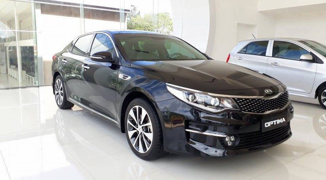 10 xe bán ít nhất 2019 tại Việt Nam: 4 mẫu của Toyota - Ảnh 9.