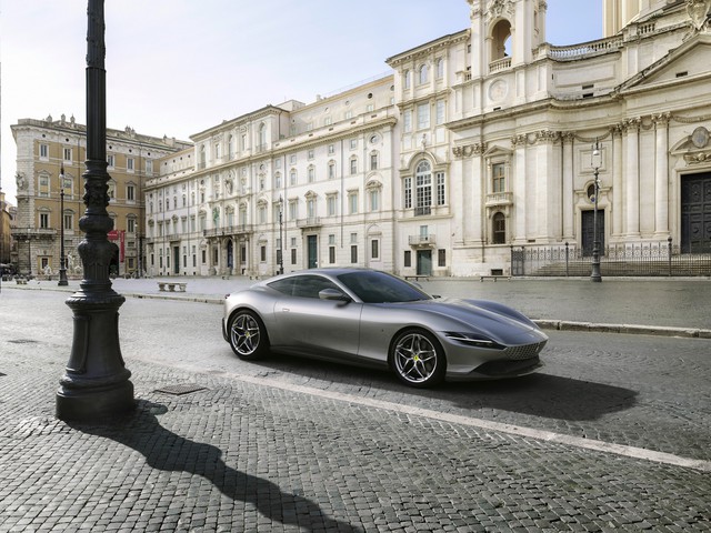 Lãnh đạo Ferrari chia sẻ về SUV Purosangue ra mắt trong năm sau - Ảnh 1.