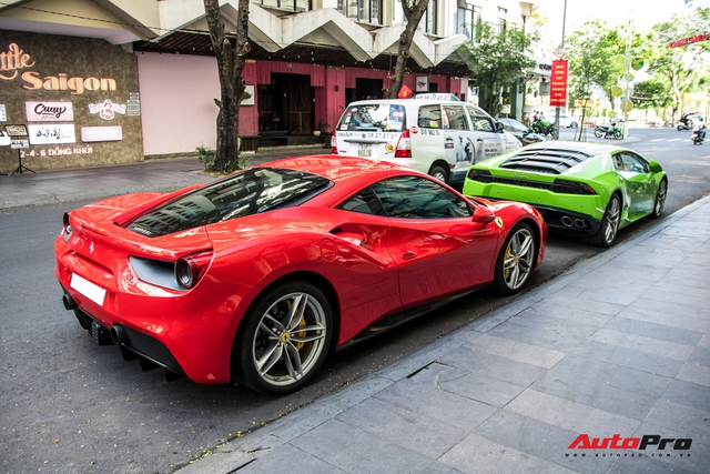 Dần kín tiếng trong giới chơi siêu xe, Phan Thành bất ngờ mang Lamborghini Huracan màu hiếm chơi Tết cùng đại gia đi Ferrari 488 GTB với tiểu sử đặc biệt - Ảnh 6.