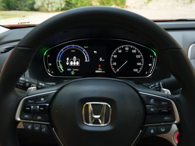Honda Accord 2021 ra mắt: Lần đầu bỏ tùy chọn hộp số sàn, thêm phiên bản đặc biệt đấu Toyota Camry - Ảnh 4.
