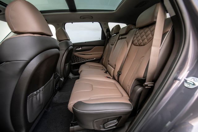 Ra mắt chưa lâu, Hyundai Santa Fe 2021 đã được bổ sung động cơ mới - Ảnh 6.