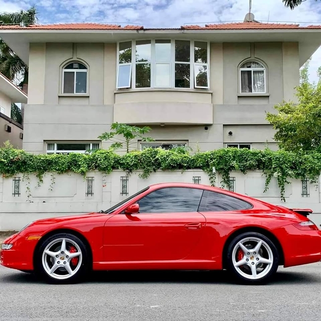 Vừa bảo dưỡng hết 300 triệu, hàng hiếm Porsche 911 Carrera vẫn bán lại giá chưa đến 3 tỷ đồng - Ảnh 2.