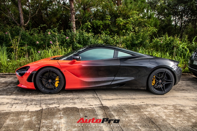 Cận cảnh McLaren 720S bản đặc biệt tại Việt Nam với phong cách hai tông màu khác lạ - Ảnh 3.