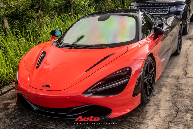 Cận cảnh McLaren 720S bản đặc biệt tại Việt Nam với phong cách hai tông màu khác lạ - Ảnh 1.