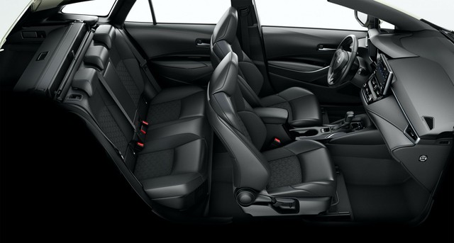 Suzuki Swace gây sốc khi đắt hơn bản gốc Toyota Corolla - Ảnh 3.