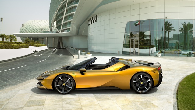 Ra mắt Ferrari SF90 Spider - Siêu ngựa mui trần mạnh nhất lịch sử - Ảnh 1.