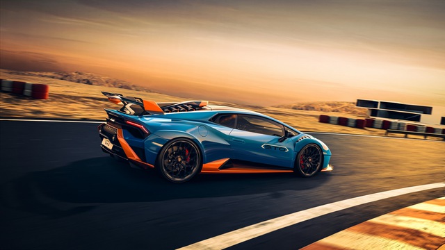 Lamborghini đã thay đổi: Siêu xe phải thoải mái, không nhất thiết phải nhanh - Ảnh 1.